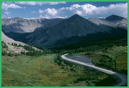 looking towards north east from top of Cottonwood Pass,
          Sawatch Range - Colorado