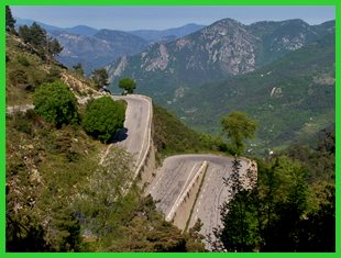 Col de Braus, switchbacks on
                                  upper eastern approach