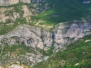 Canyon du Verdun from Col
                              d'Illoire s(u)