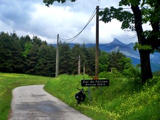 Col de
                                          Felines summit